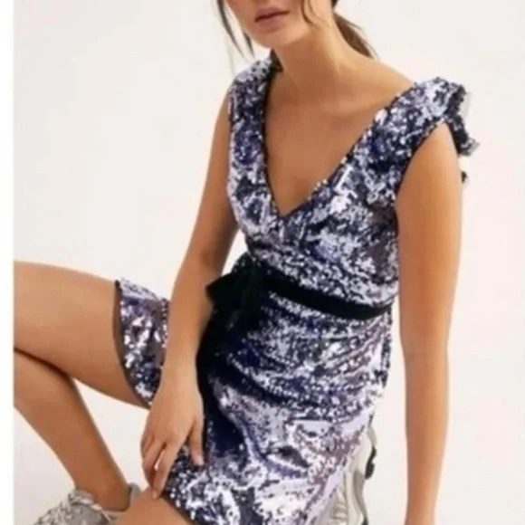 Free People Sequin Mini Dress in Purple and Black Size:6 - Picture 1 of 15